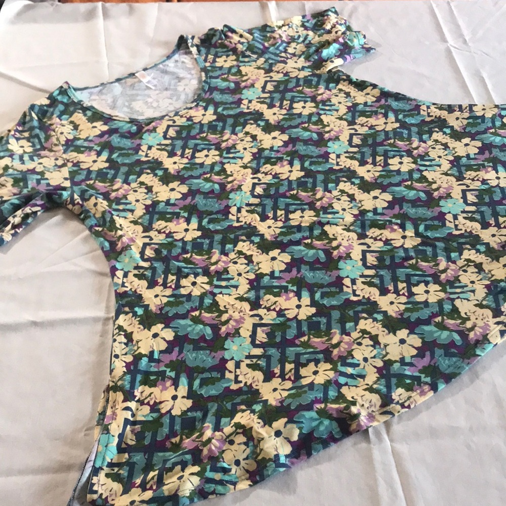 LuLaRoe Perfect T  XL